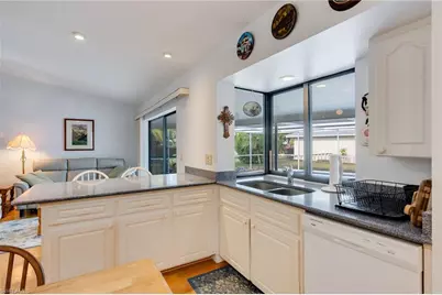 5860 Untermeyer Ct, North Fort Myers, FL 33903 - Photo 7