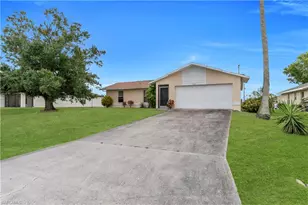 1412 NW 10th St, Cape Coral, FL 33993 - Photo 5