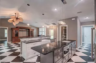 14110 Briar Ln, Fort Myers, FL 33913 - Photo 7