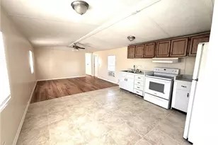 2521 Brownell Ct, North Fort Myers, FL 33917 - Photo 5