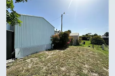 2521 Brownell Ct, North Fort Myers, FL 33917 - Photo 21