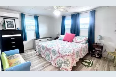5519 Sir Walter Way, North Fort Myers, FL 33917 - Photo 15