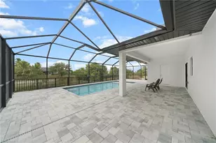 1826 NE 10th Pl, Cape Coral, FL 33909 - Photo 19