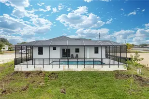 1826 NE 10th Pl, Cape Coral, FL 33909 - Photo 29