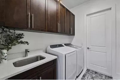 3310 SW 11th Pl, Cape Coral, FL 33914 - Photo 13