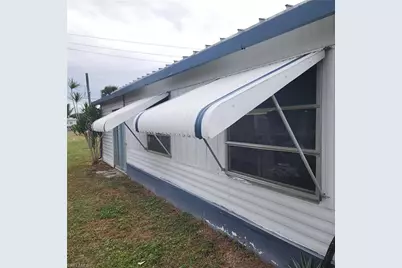 110 Gaslight Ave, North Fort Myers, FL 33917 - Photo 11