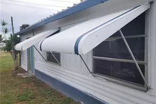 110 Gaslight Ave, North Fort Myers, FL 33917 - Photo 11