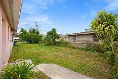 1604 Oak Dr, Fort Myers, FL 33907 - Photo 19