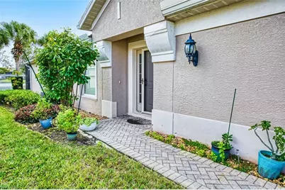 10017 Majestic Ave, Fort Myers, FL 33913 - Photo 5