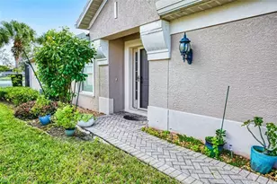 10017 Majestic Ave, Fort Myers, FL 33913 - Photo 5