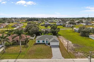 2024 NW 1st St, Cape Coral, FL 33993 - Photo 27