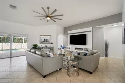 322 NW 17th Ave, Cape Coral, FL 33993 - Photo 5