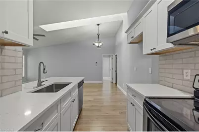 1518 SW Courtyards Ln #197, Cape Coral, FL 33914 - Photo 15