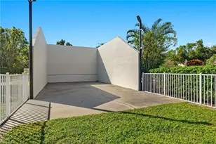 1518 SW Courtyards Ln, Cape Coral, FL 33914 - Photo 33