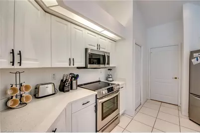 2619 SW 35th Ln, Cape Coral, FL 33914 - Photo 13