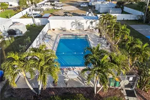 455 Cape Florida Way, Naples, FL 34104 - Photo 11