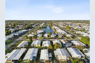 455 Cape Florida Way, Naples, FL 34104 - Photo 9