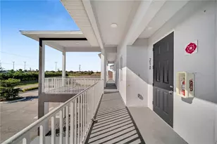 275 SW 4th St, Cape Coral, FL 33991 - Photo 13
