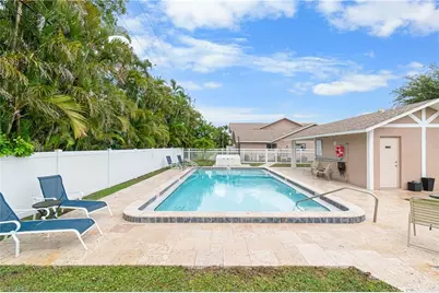 1031 SE 8th Ter #2H, Cape Coral, FL 33990 - Photo 3