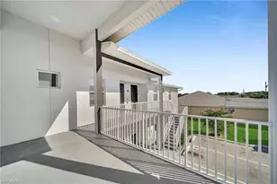 275 SW 4th St, Cape Coral, FL 33991 - Photo 5