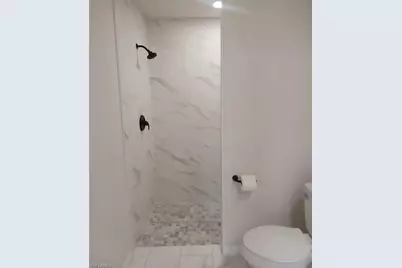 1111 SE 5th Ct, Cape Coral, FL 33990 - Photo 11