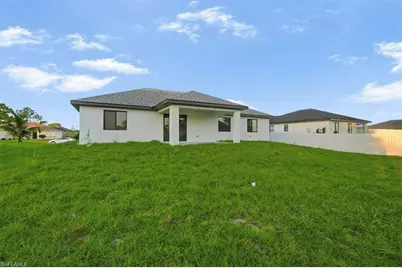 711 Roosevelt Ave, Lehigh Acres, FL 33936 - Photo 37