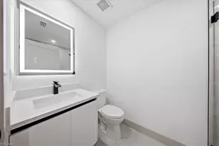 541 Chalet Ave S, Lehigh Acres, FL 33974 - Photo 19