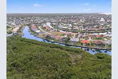 1247 Pine Siskin Dr, Punta Gorda, FL 33950 - Photo 15
