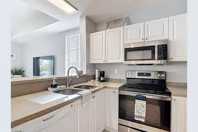 13140 Broadhurst Loop #306, Fort Myers, FL 33919 - Photo 7