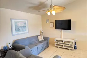 8382 Charter Club Cir, Fort Myers, FL 33919 - Photo 9