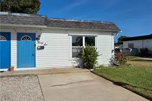 46 Hamlin Ct, Lehigh Acres, FL 33936 - Photo 1