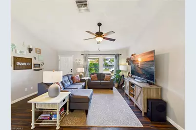 613 SW Santa Barbara Pl, Cape Coral, FL 33991 - Photo 3