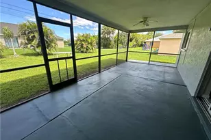 518 SE 6th Pl, Cape Coral, FL 33990 - Photo 11