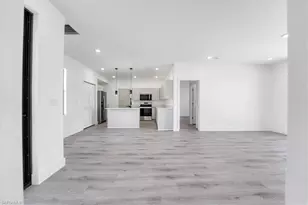 8042 Buttercup Cir, Labelle, FL 33935 - Photo 15