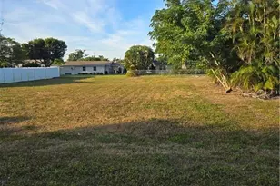 5226 Elm Ct, Cape Coral, FL 33904 - Photo 1