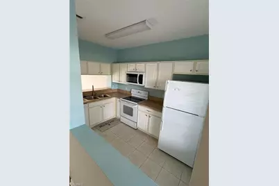 8178 Pacific Beach Dr, Fort Myers, FL 33966 - Photo 5