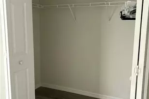 8178 Pacific Beach Dr, Fort Myers, FL 33966 - Photo 17