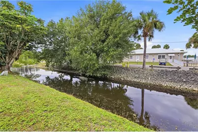 613 Pine Grove Ct, North Fort Myers, FL 33917 - Photo 33