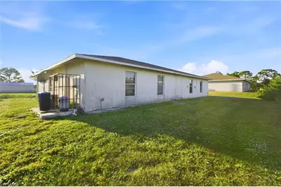 967 Eisenhower Blvd, Lehigh Acres, FL 33974 - Photo 29