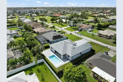 2013 SW 37th Ter, Cape Coral, FL 33914 - Photo 27