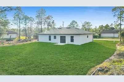 525 Allison St E, Lehigh Acres, FL 33974 - Photo 23