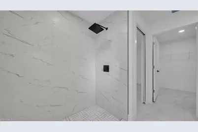 525 Allison St E, Lehigh Acres, FL 33974 - Photo 5