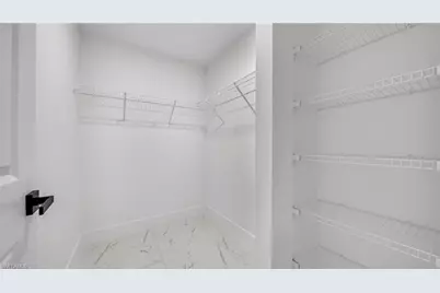 525 Allison St E, Lehigh Acres, FL 33974 - Photo 7