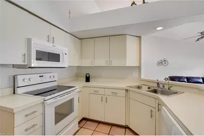 15236 Cricket Ln, Fort Myers, FL 33919 - Photo 3