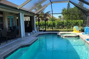 201 SW 35th St, Cape Coral, FL 33914 - Photo 1