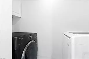 1724 Park Meadows Dr, Fort Myers, FL 33907 - Photo 15