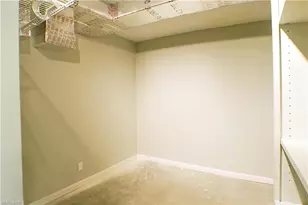 112 Pinebrook Dr, Fort Myers, FL 33907 - Photo 21