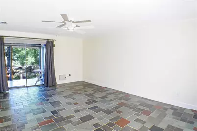 112 Pinebrook Dr, Fort Myers, FL 33907 - Photo 11