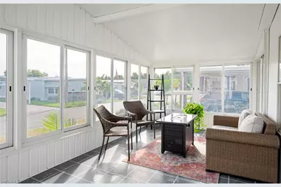 112 Poinsettia Dr, Fort Myers, FL 33905 - Photo 9