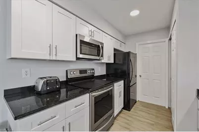 1815 SE 8th Ter, Cape Coral, FL 33990 - Photo 3